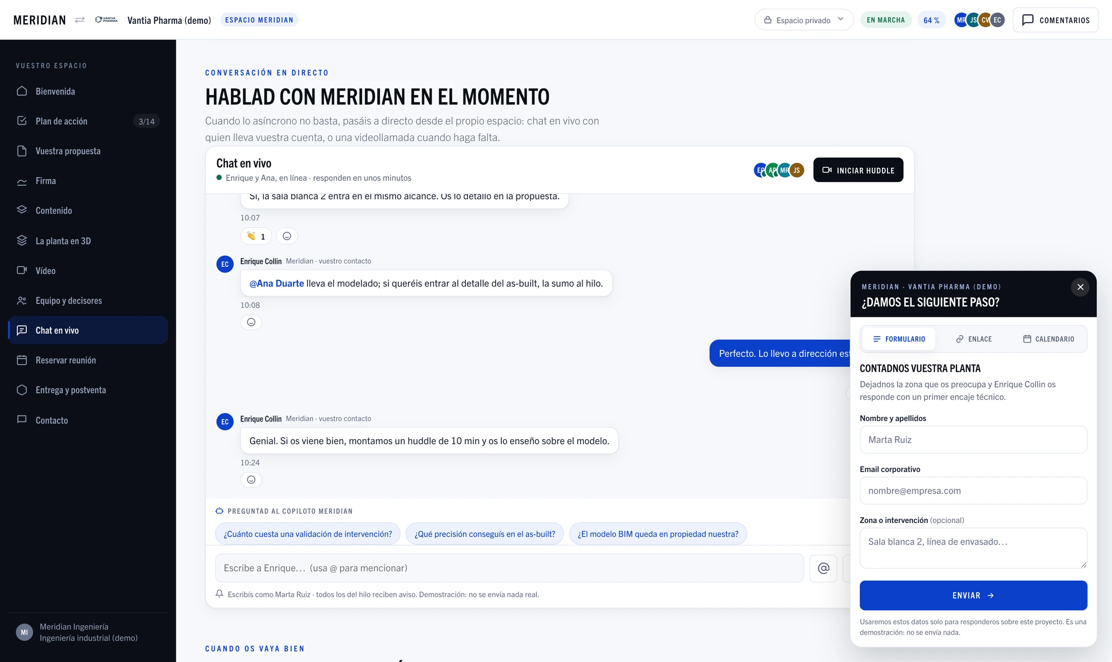 Conversación de la sala, con los mensajes del comité junto al punto de la propuesta que comentan.